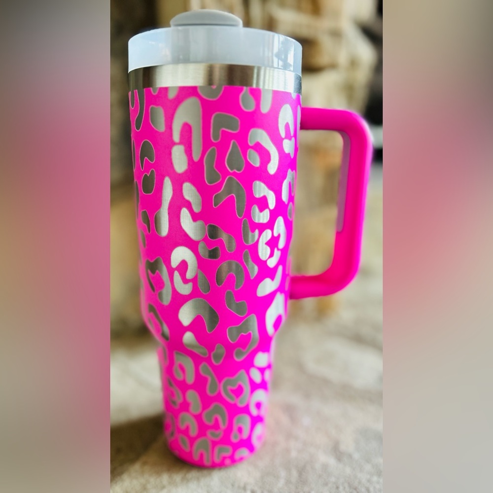 NEW! Hot pink leopard print tumbler!